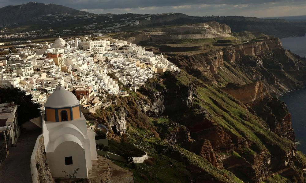 Αυξημένη η εδαφική παραμόρφωση στην Σαντορίνη - Σε σχετική ύφεση η σεισμική δραστηριότητα στην Άνυδρο